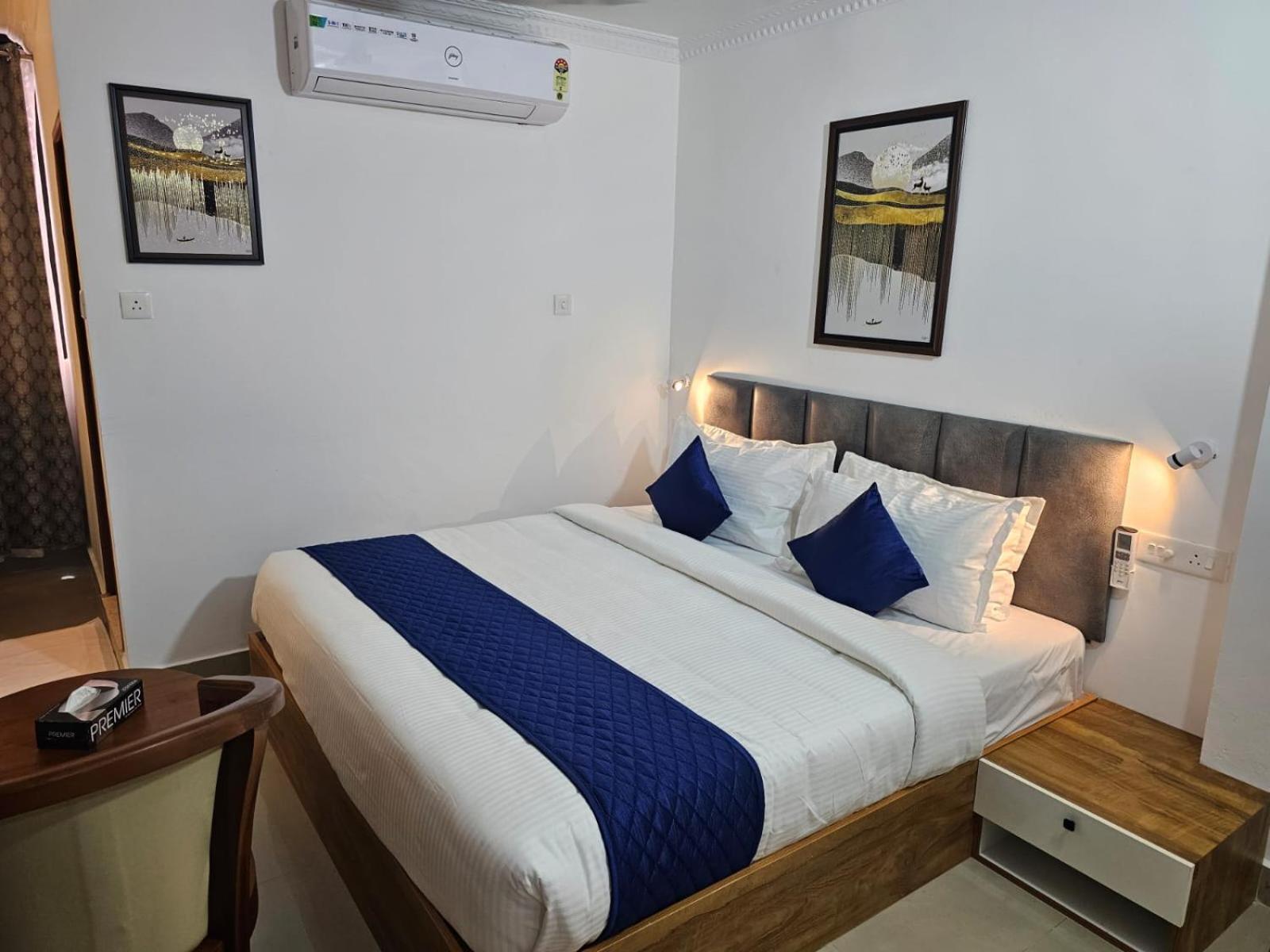 Pearl Residency Hotel Ayoor Екстериор снимка